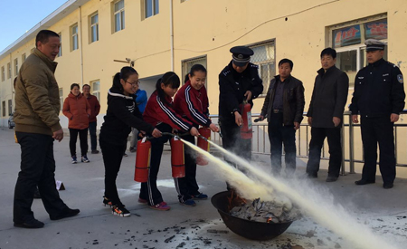 陽城縣公安局民警走進校門送安全（圖片）