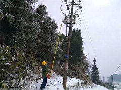 湖南武岡：下雪就是命令 鎮供